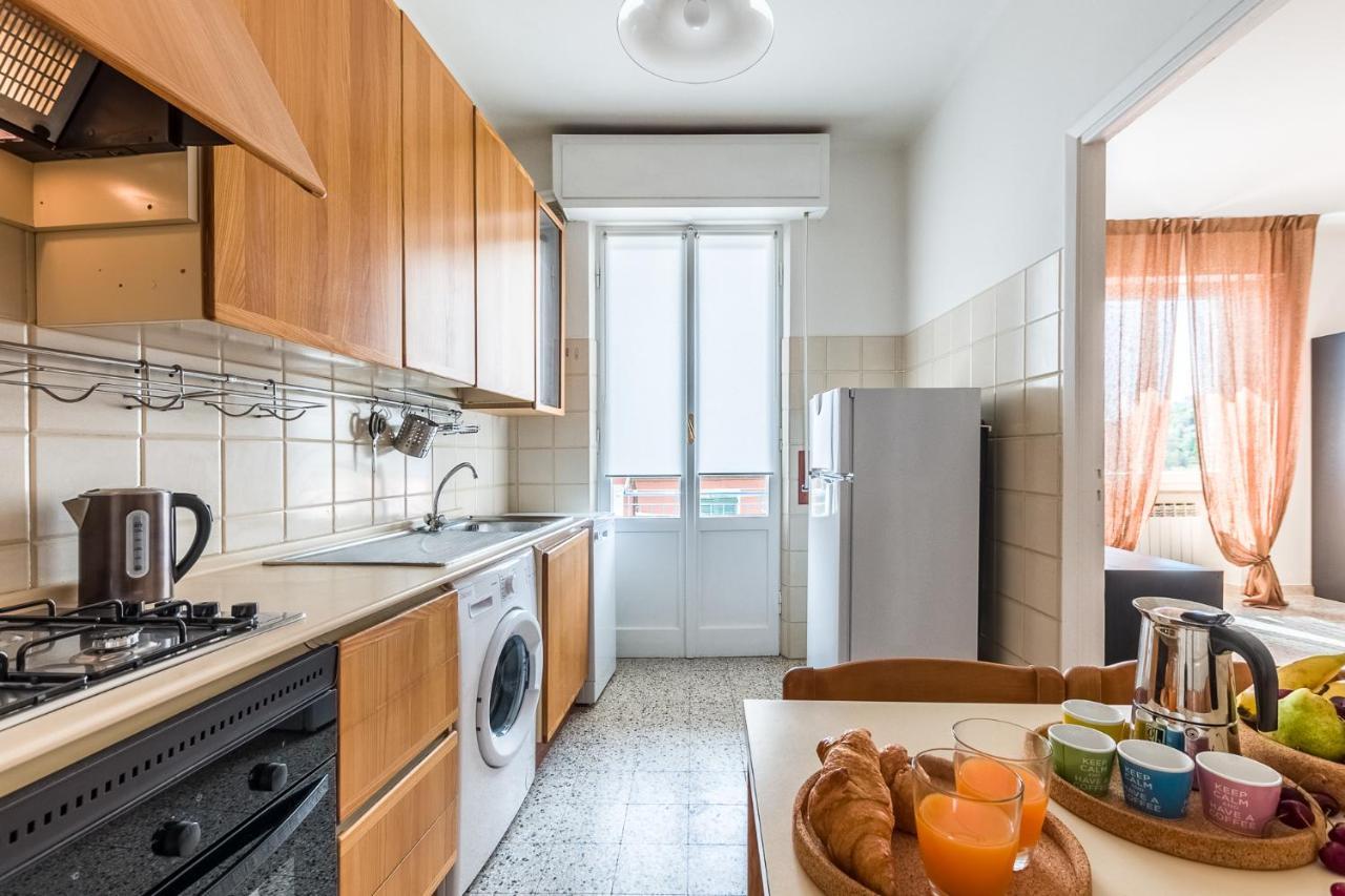 Sunshine House Lerici Apartment Bagian luar foto