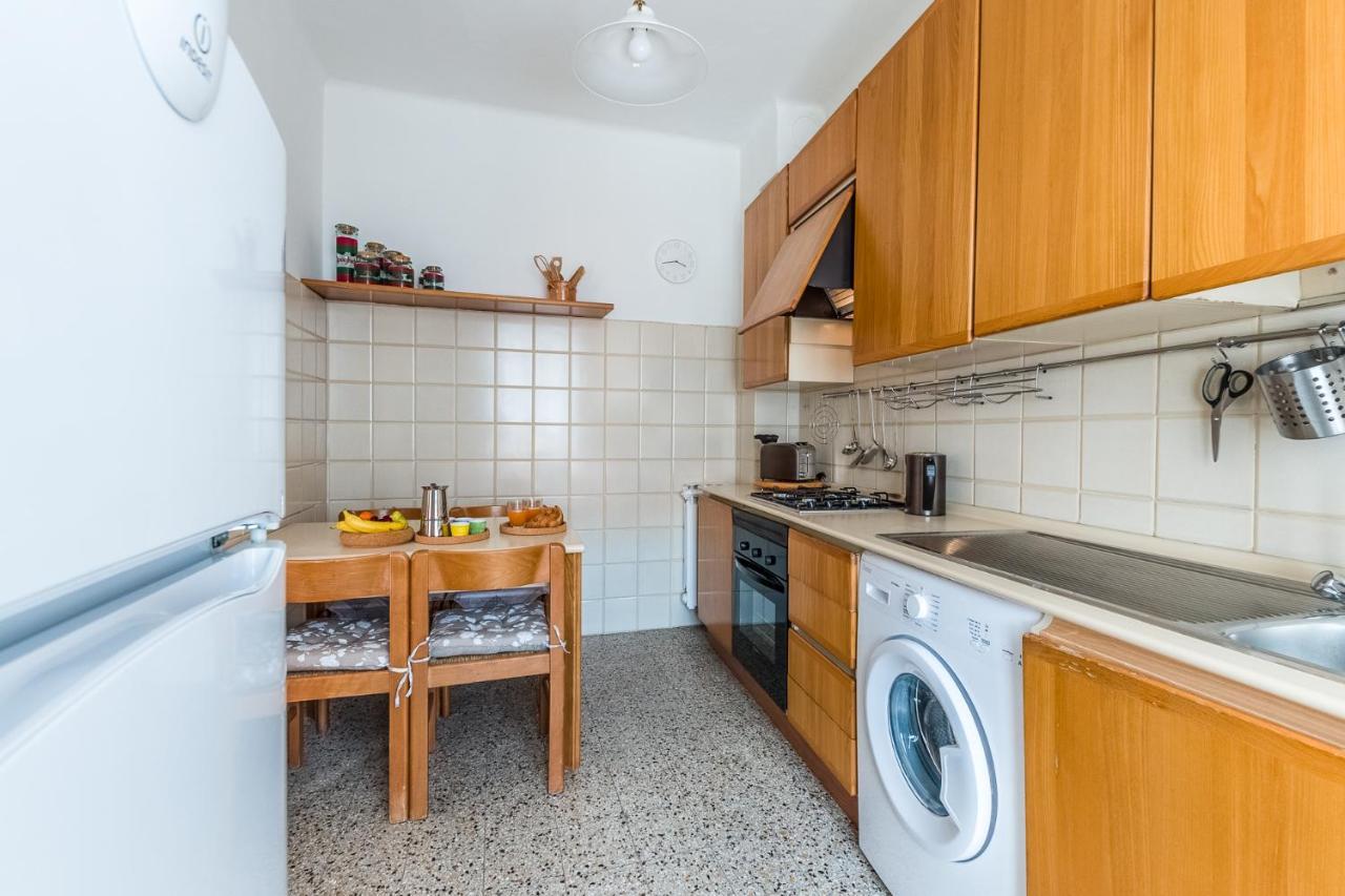 Sunshine House Lerici Apartment Bagian luar foto