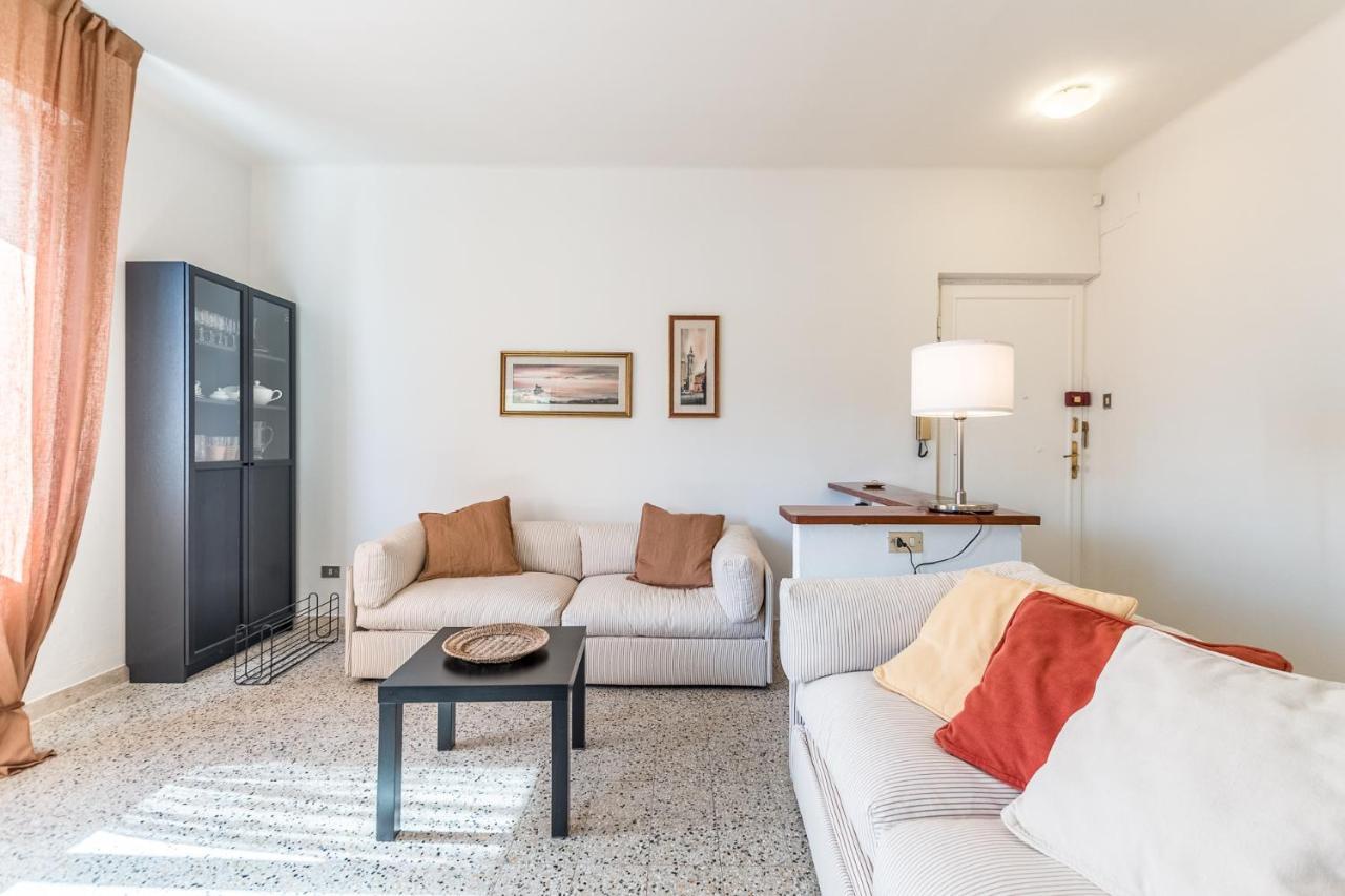 Sunshine House Lerici Apartment Bagian luar foto